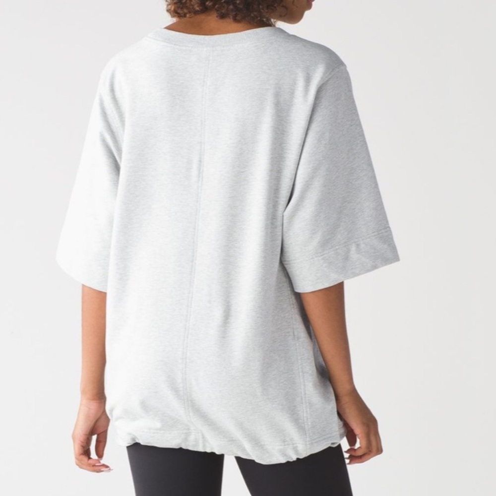Lululemon Split Short Sleeve
Heathered Light Grey